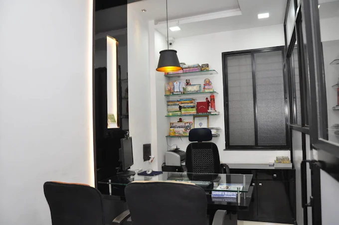 5-Office-FrontView
